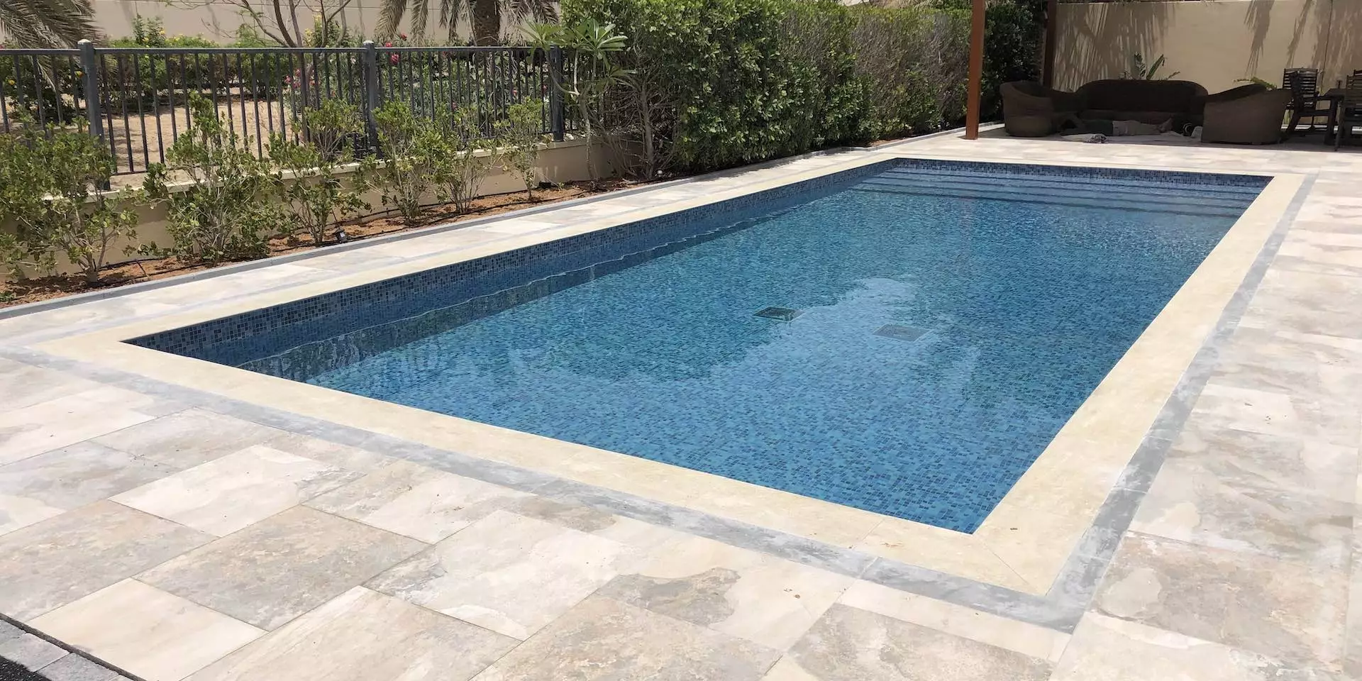 Skimmer Pool – 11 m x 4.5 m