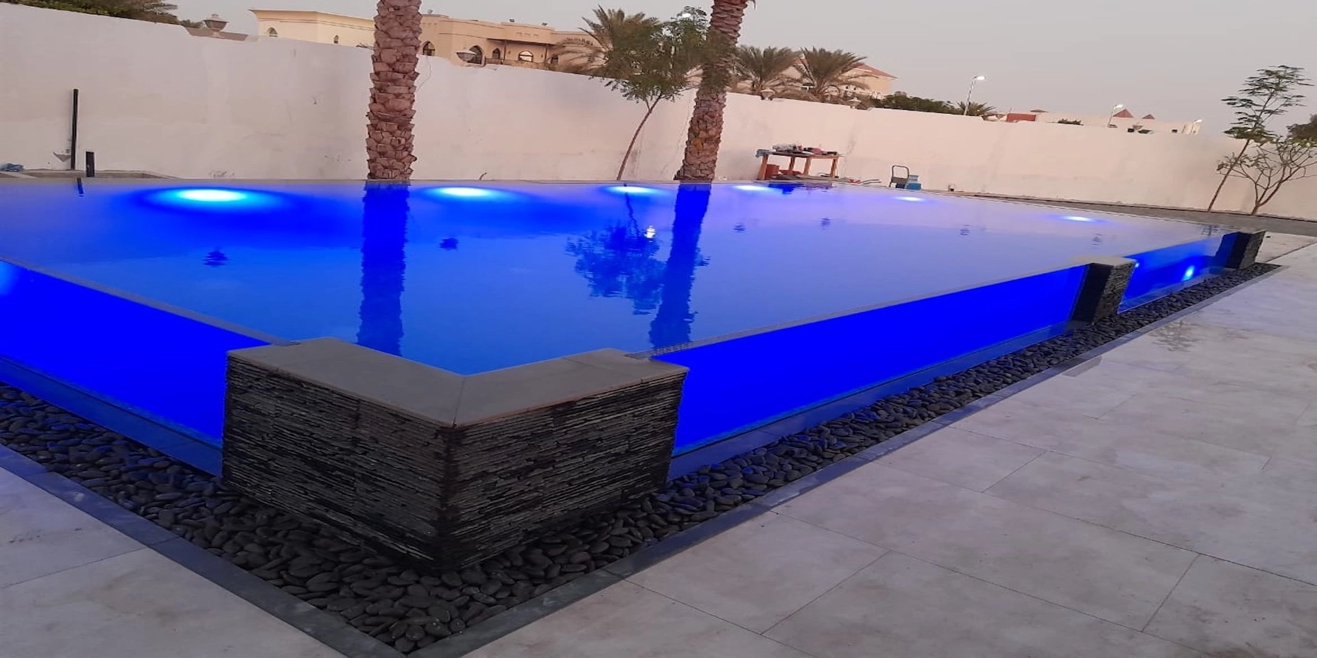 Transparent Mirror Pool