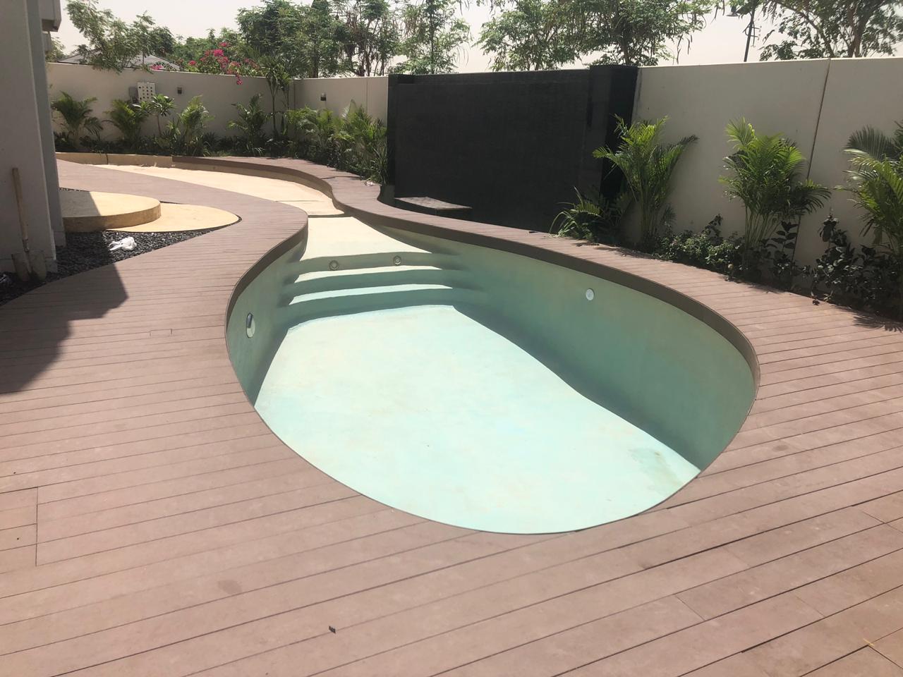 Beach Entry Pool – 8.3 m x 4.4 m