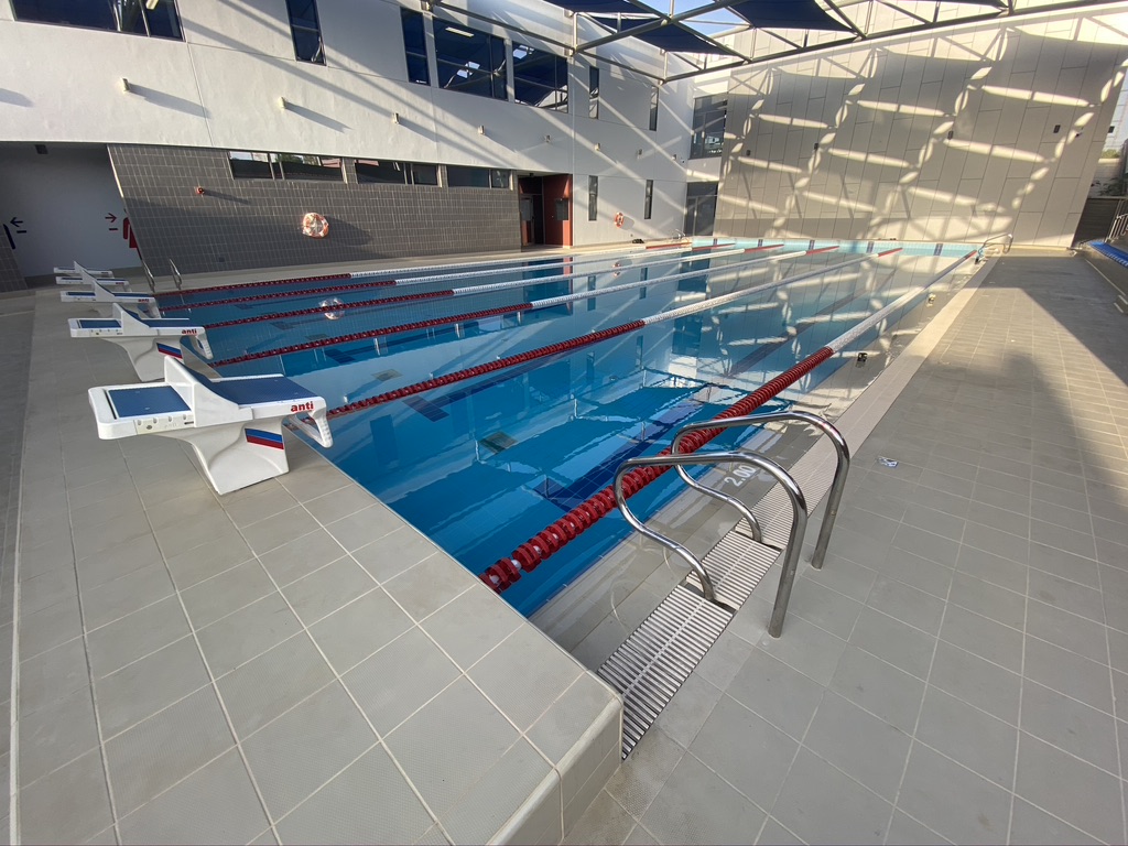 Semi-Olympic Overflow Swimming Pool | Dubai College Jumeirah Dubai