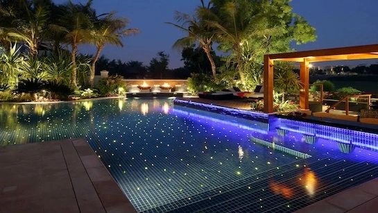 Fibre optic pool lighting for luxurious ambiance